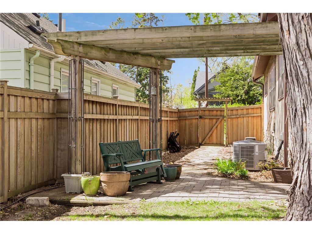 3545 18th Avenue S Minneapolis MN 55407 7063149 image29