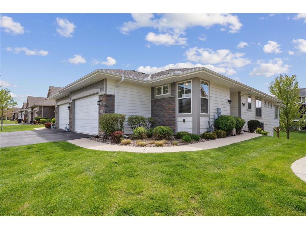 3545 Sawgrass Trail E Eagan MN 55123 6524860 image1