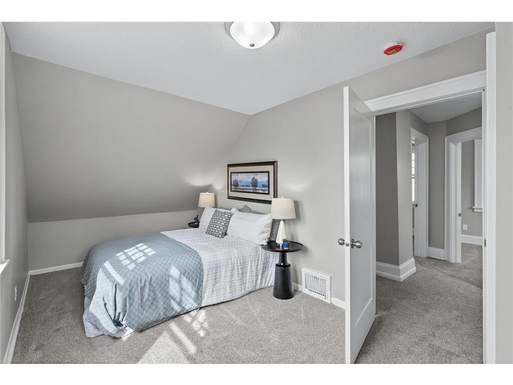 3546 Russell Avenue N Minneapolis MN 55412 7052293 image21