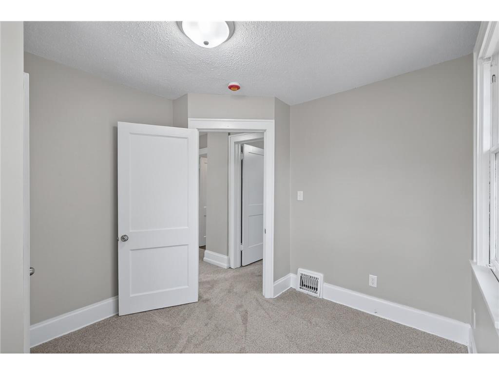 3546 Russell Avenue N Minneapolis MN 55412 7052293 image29