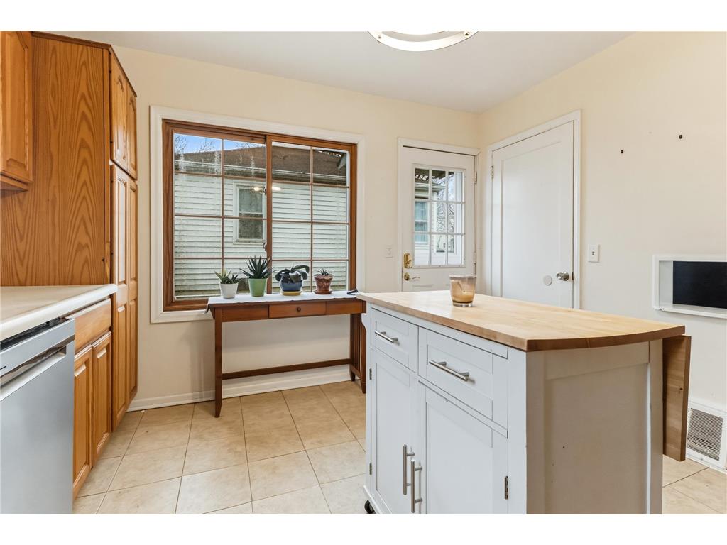 3547 Buchanan Street NE Minneapolis MN 55418 7038606 image14