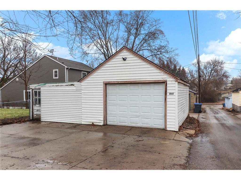 3547 Buchanan Street NE Minneapolis MN 55418 7038606 image8