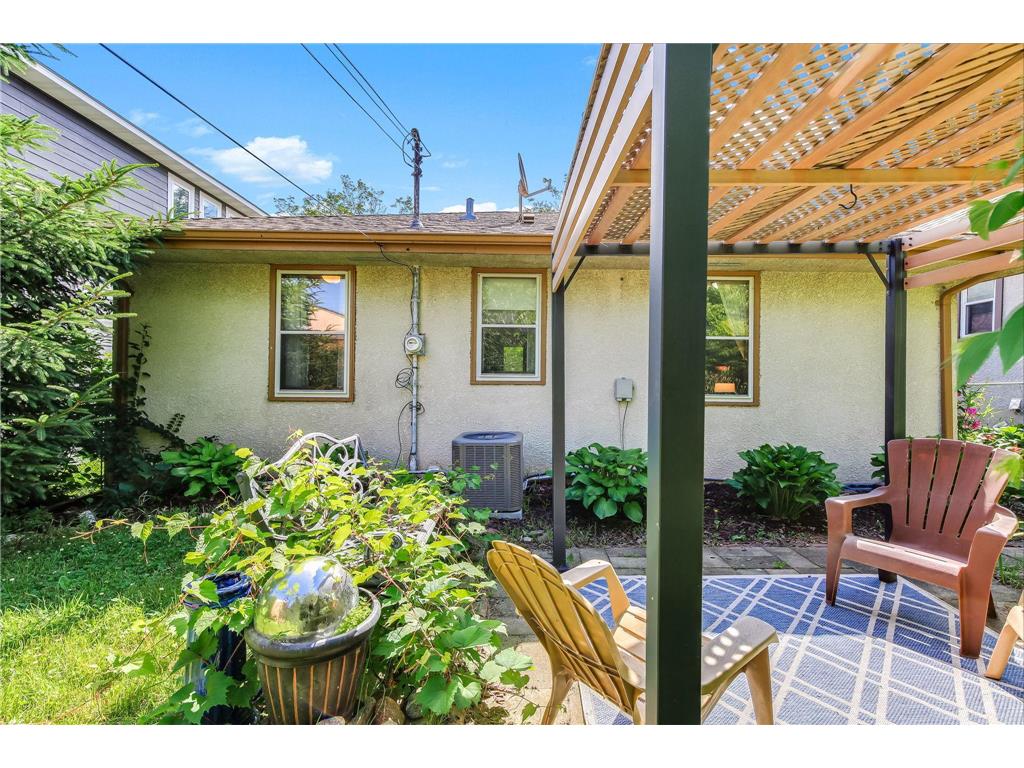 3547 Dupont Avenue N Minneapolis MN 55412 7102046 image37