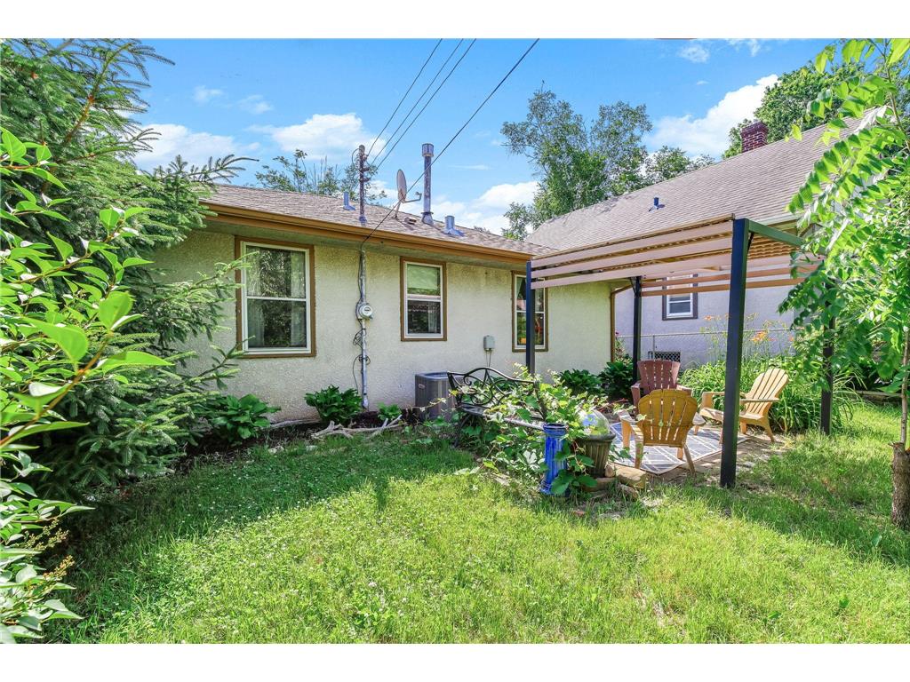 3547 Dupont Avenue N Minneapolis MN 55412 7102046 image38