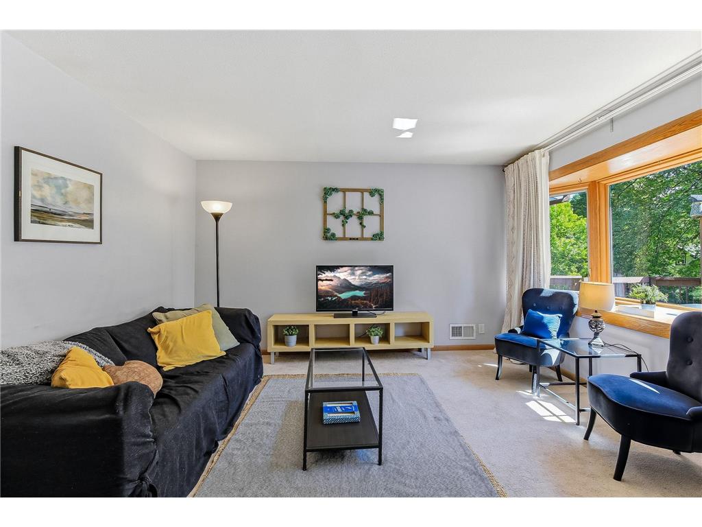 3547 Dupont Avenue N Minneapolis MN 55412 7102046 image7