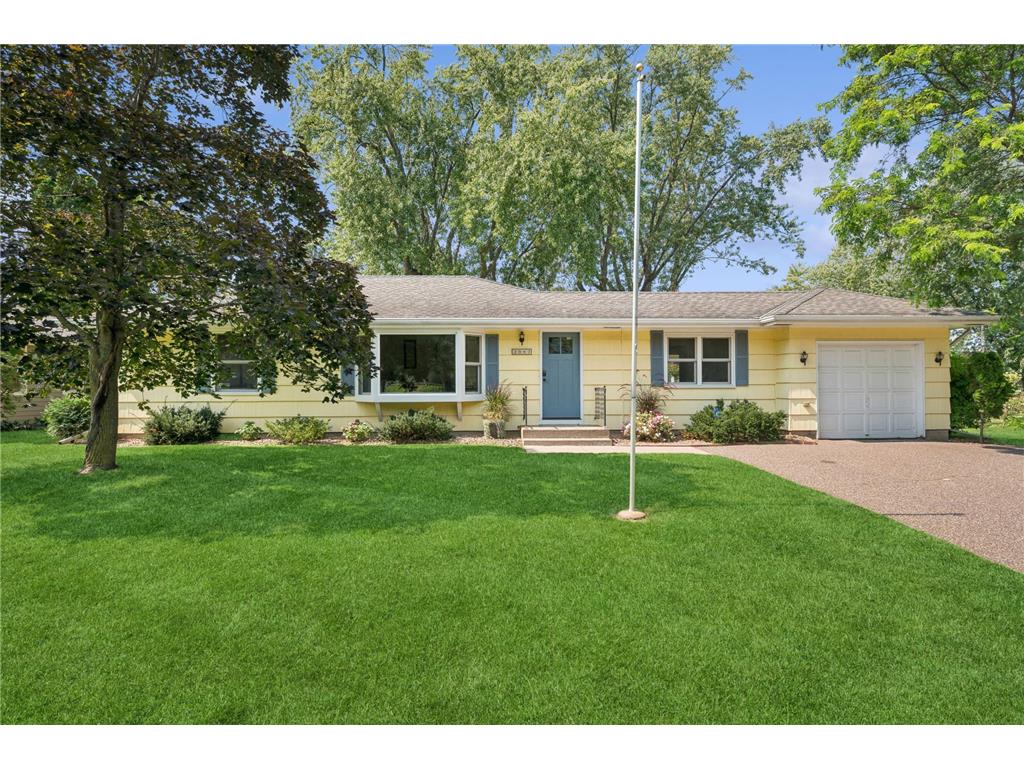 3547 Emerald Drive White Bear Lake MN 55110 6597976 image1