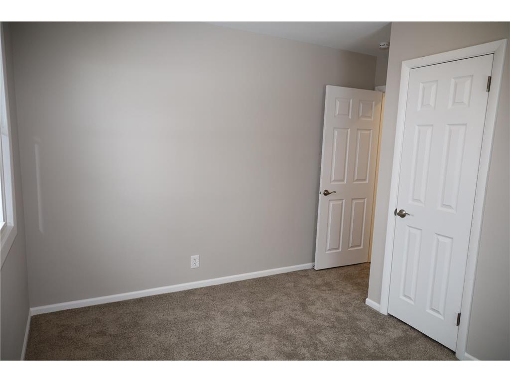 3549 Kyle Avenue N Crystal MN 55422 7024679 image14