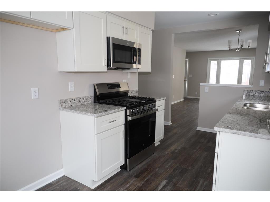 3549 Kyle Avenue N Crystal MN 55422 7024679 image2