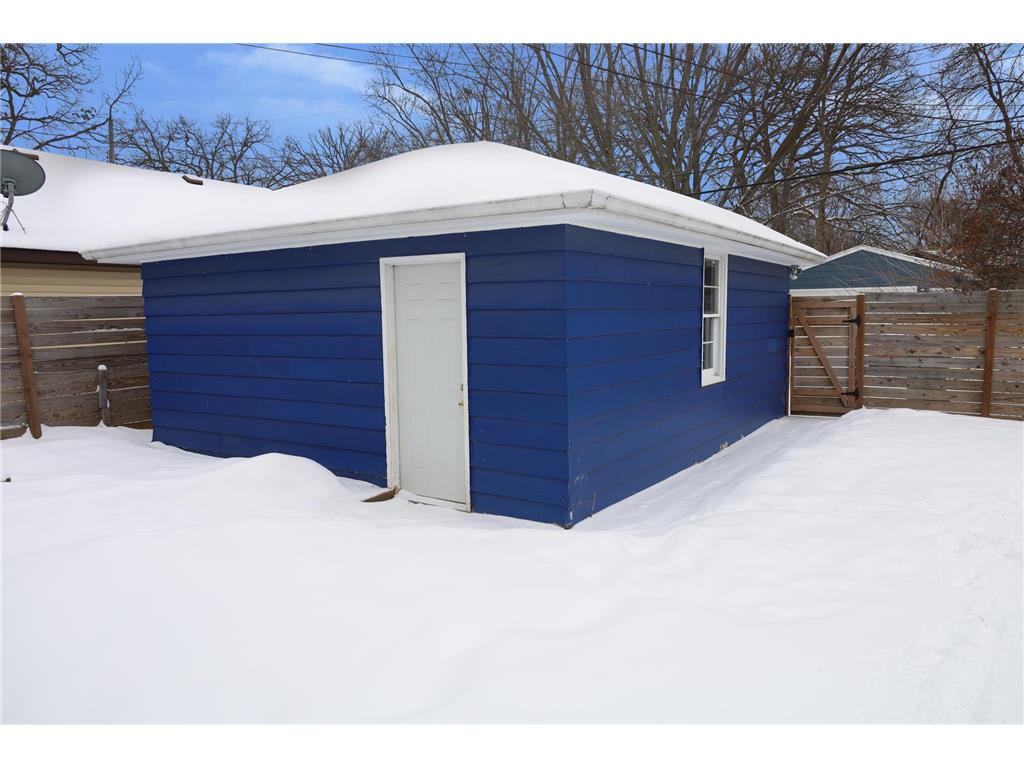 3549 Kyle Avenue N Crystal MN 55422 7024679 image21