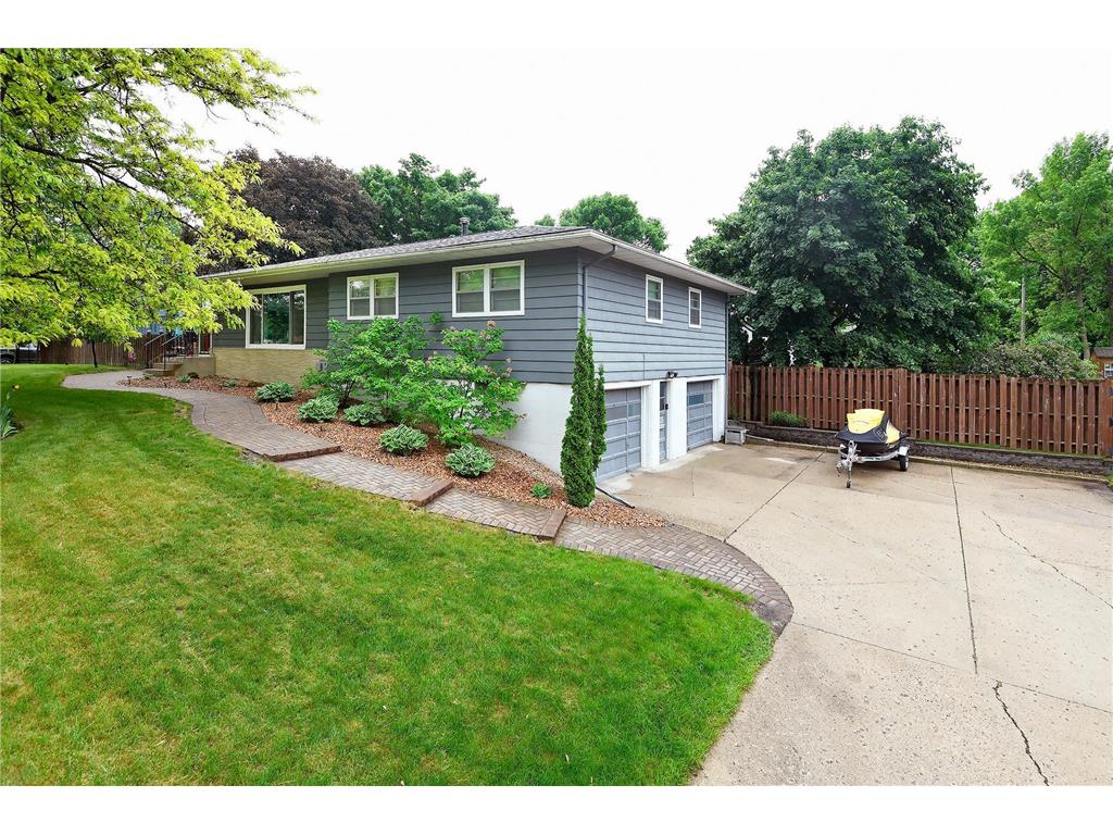 355 18th Street SW Owatonna MN 55060 6371660 image1