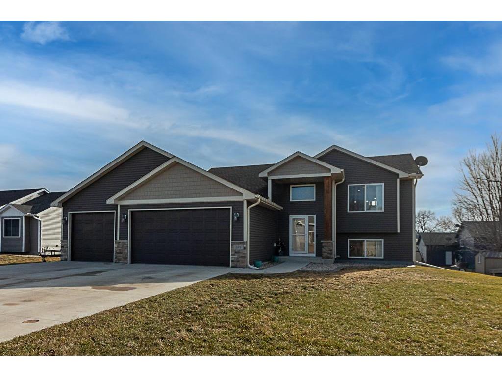 355 Horizon Drive Le Center MN 56057 6465778 image1