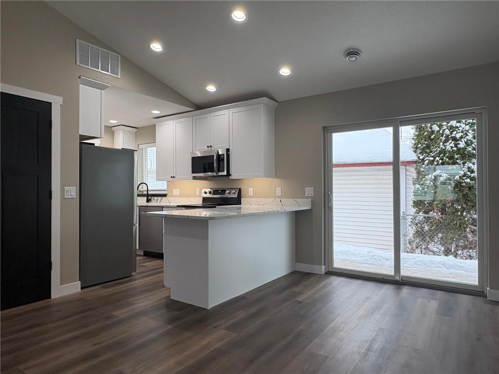 355 Laird Street Winona MN 55987 6826004 image6