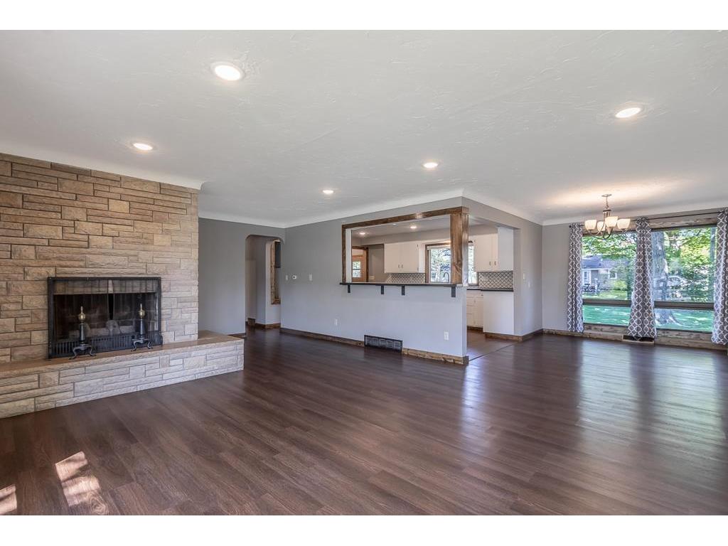 355 N Lexington Avenue Le Center MN 56057 6720465 image2