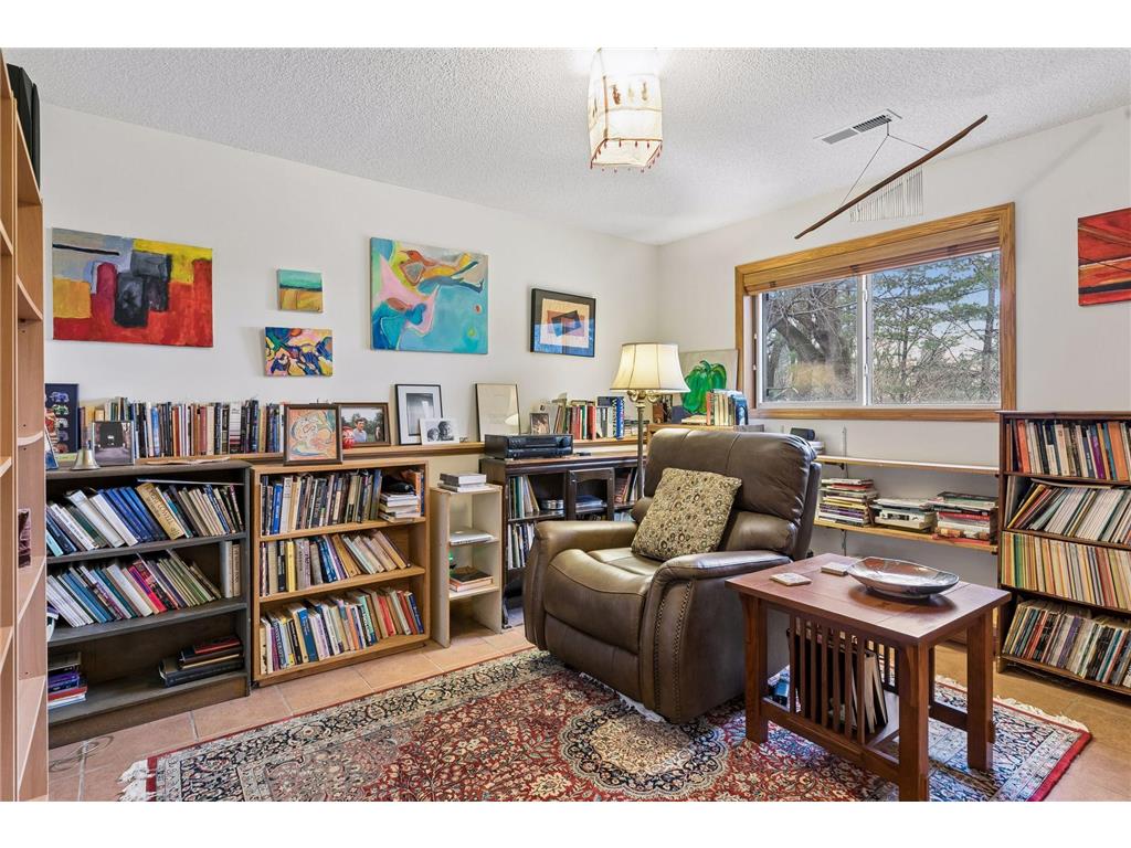 355 Parkview Lane S Maplewood MN 55119 7049089 image32