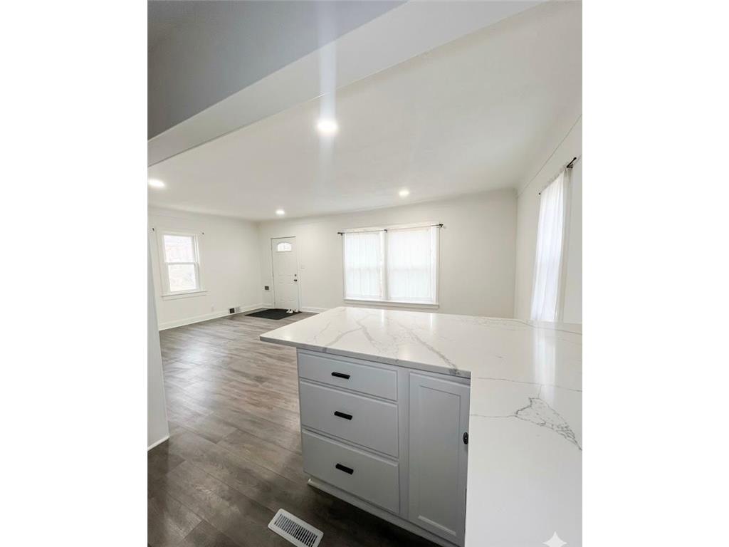 3550 Logan Avenue N Minneapolis MN 55412 7030835 image13