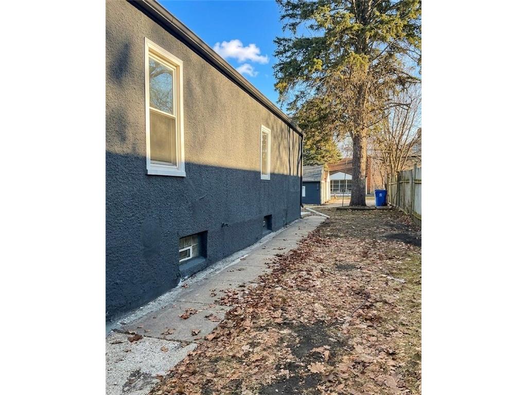 3550 Logan Avenue N Minneapolis MN 55412 7030835 image32