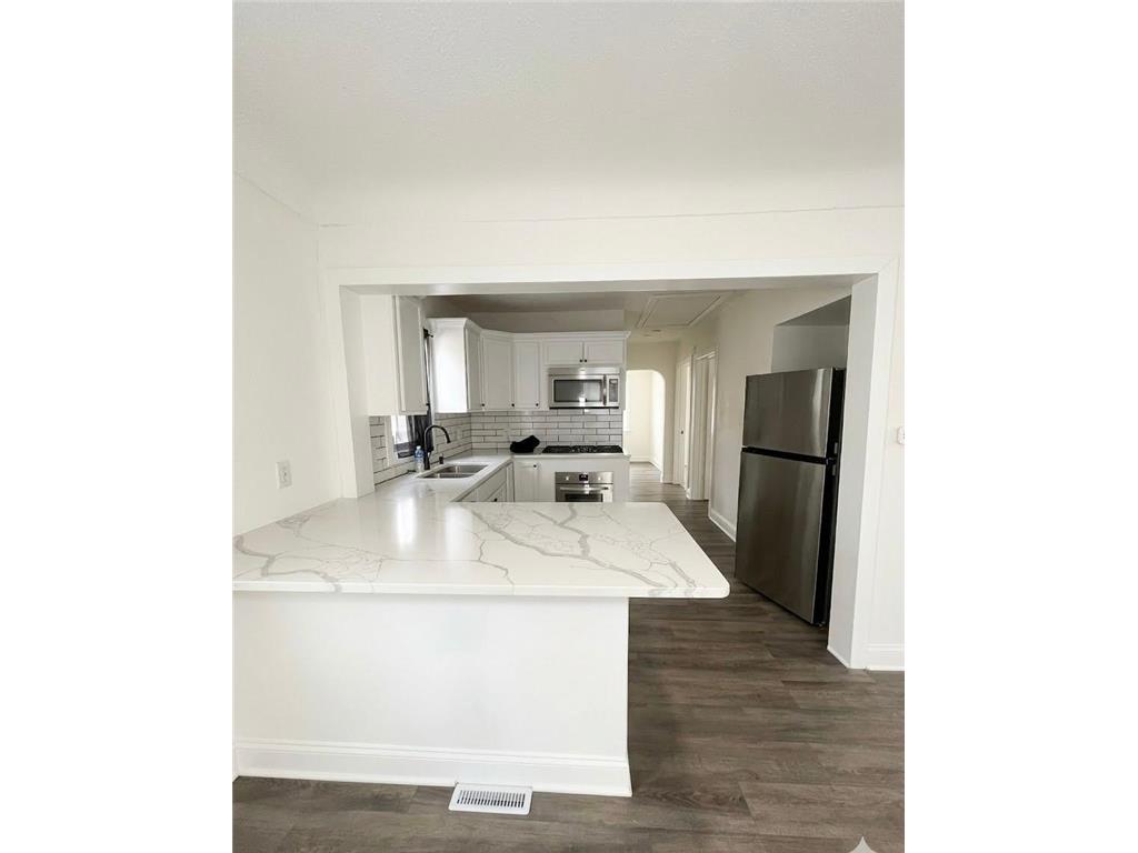 3550 Logan Avenue N Minneapolis MN 55412 7030835 image8