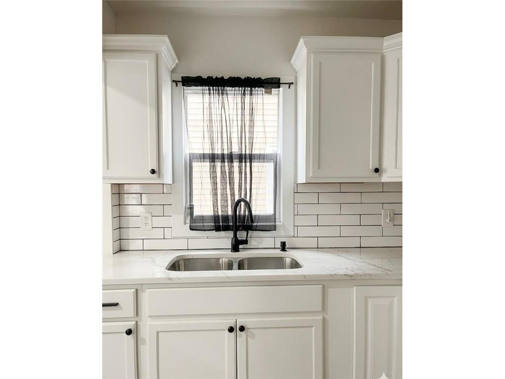 3550 Logan Avenue N Minneapolis MN 55412 7030835 image9