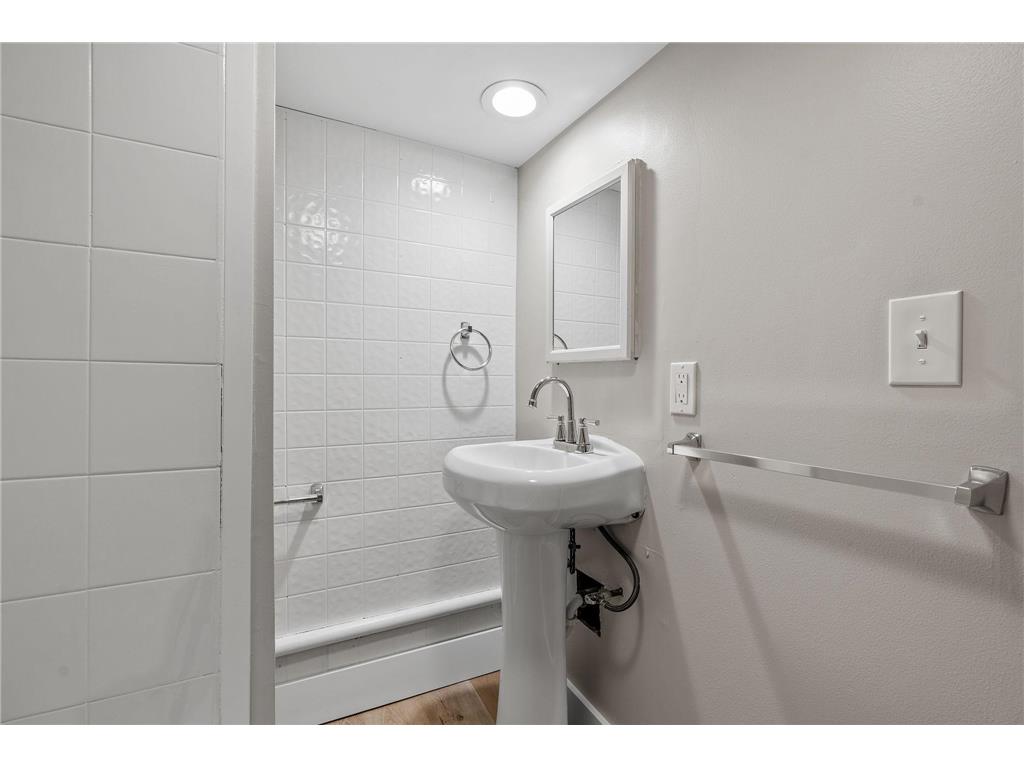3550 N 4th Street Minneapolis MN 55412 7111410 image24