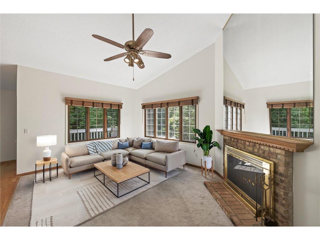 3551 Blue Jay Way #201 Eagan MN 55123 7003213 image1