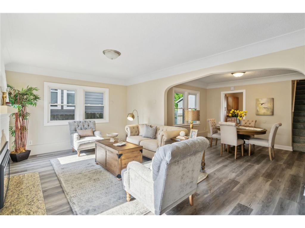 3555 Dupont Avenue N Minneapolis MN 55412 6614016 image1