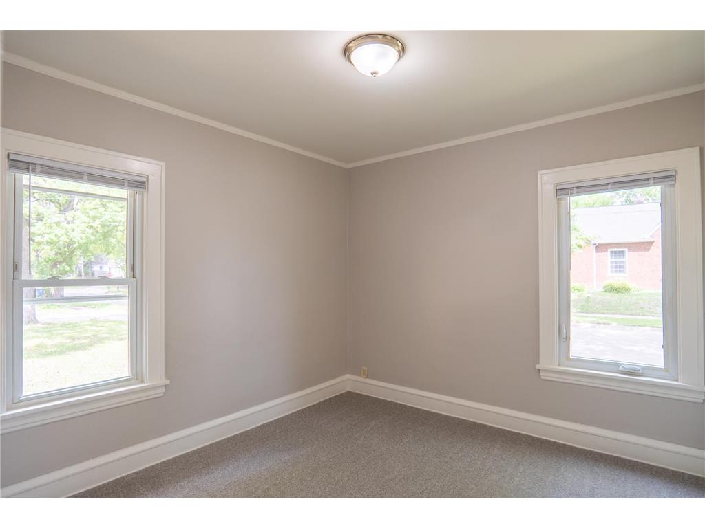 3555 Queen Avenue N Minneapolis MN 55412 7015617 image12