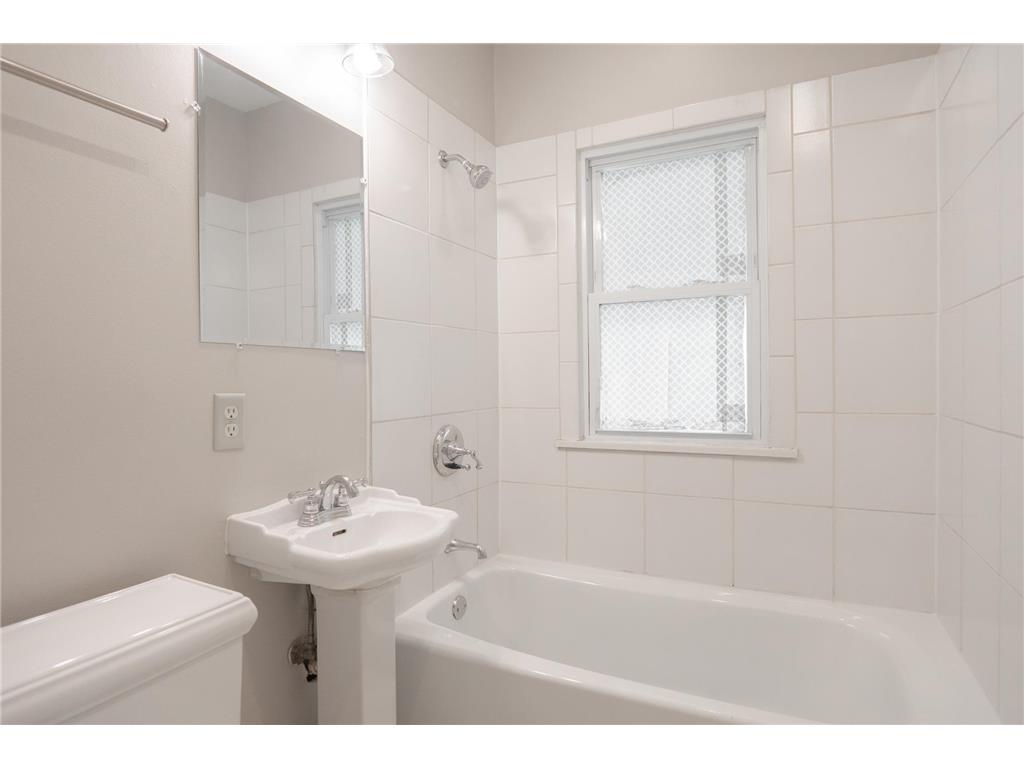 3555 Queen Avenue N Minneapolis MN 55412 7015617 image14