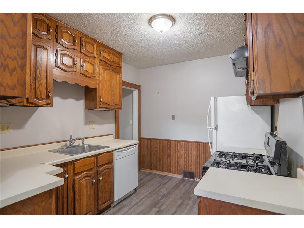 3555 Queen Avenue N Minneapolis MN 55412 7015617 image5