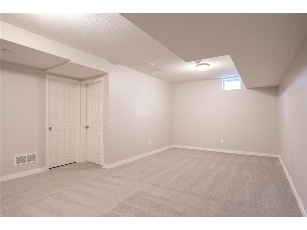 3555 Queen Avenue N Minneapolis MN 55412 7015617 image6