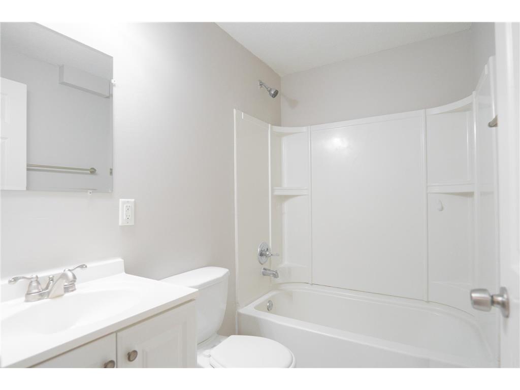 3555 Queen Avenue N Minneapolis MN 55412 7015617 image9