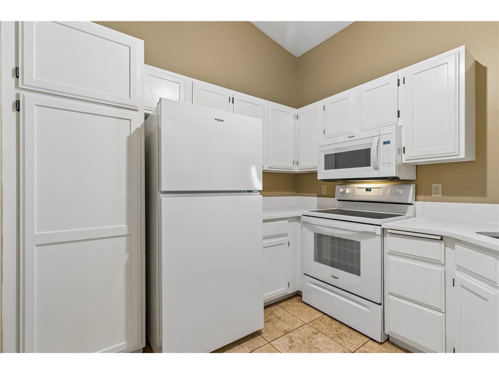 3557 Blue Jay Way #202 Eagan MN 55123 7055831 image11