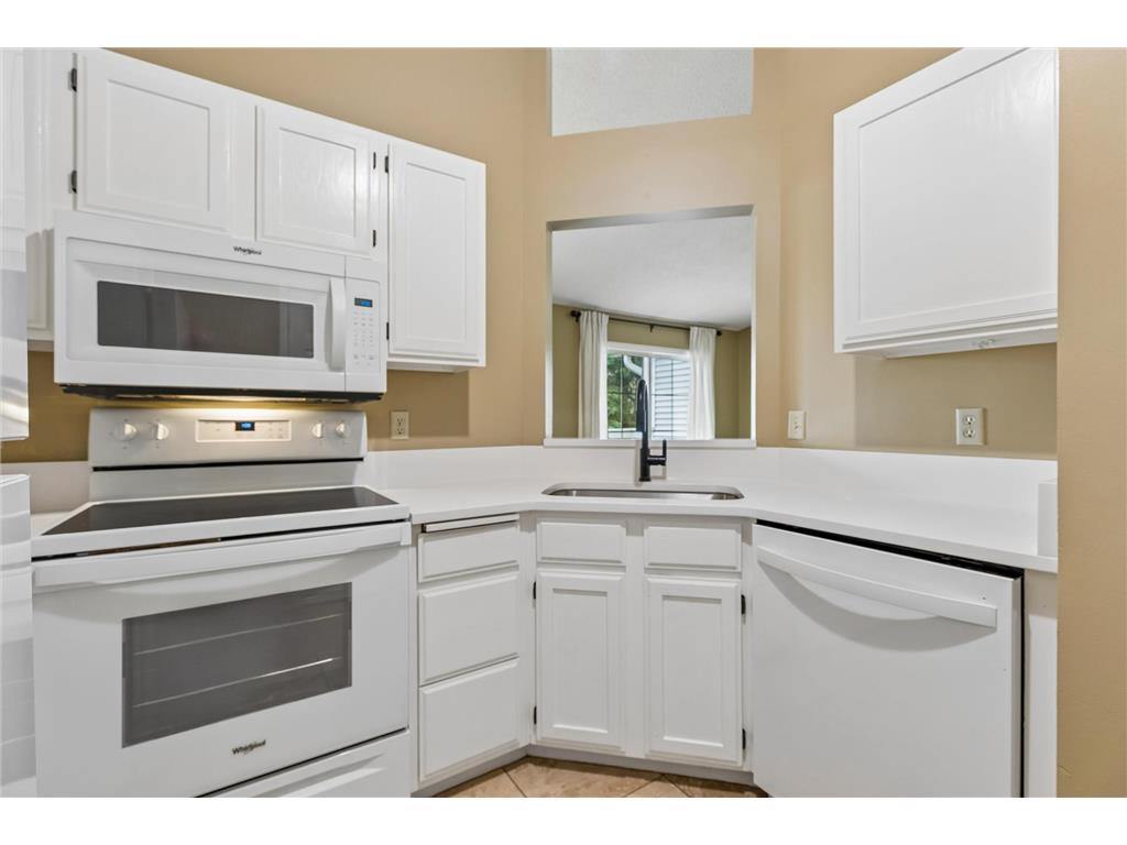 3557 Blue Jay Way #202 Eagan MN 55123 7055831 image12