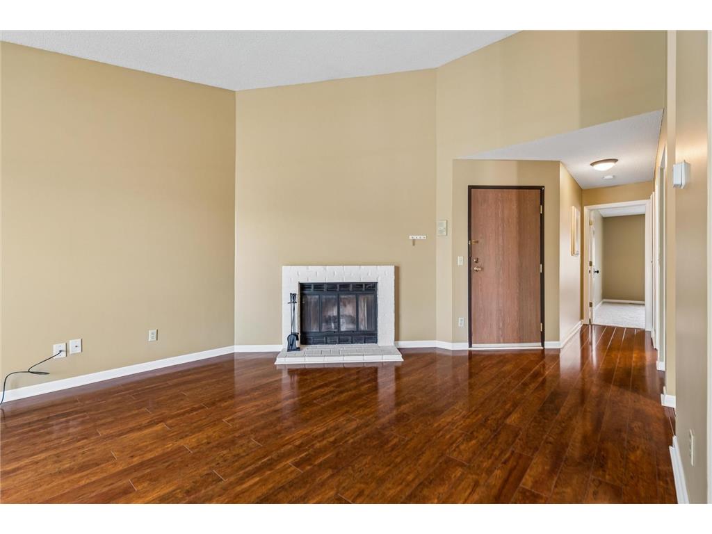 3557 Blue Jay Way #202 Eagan MN 55123 7055831 image6