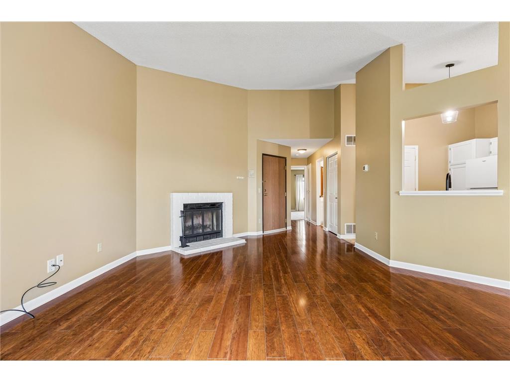 3557 Blue Jay Way #202 Eagan MN 55123 7055831 image7