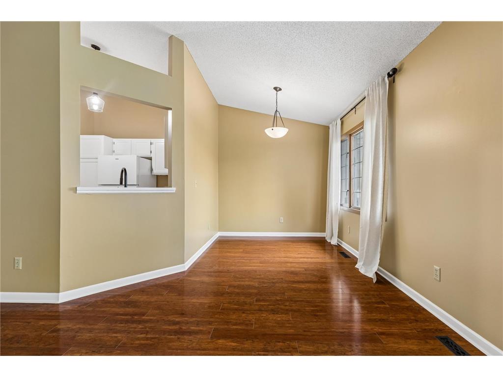 3557 Blue Jay Way #202 Eagan MN 55123 7055831 image9