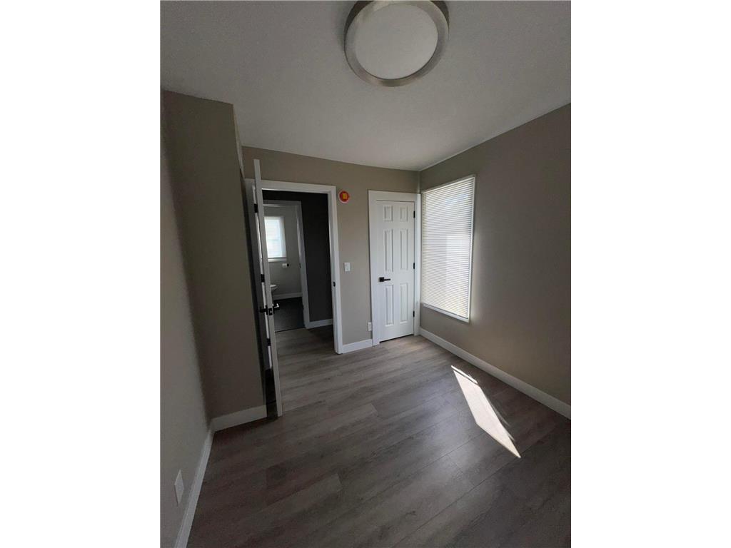 3557 Dupont Avenue N Minneapolis MN 55412 6708612 image19