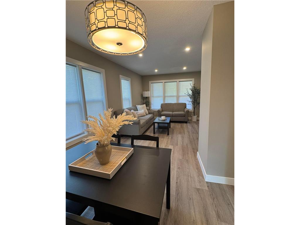 3557 Dupont Avenue N Minneapolis MN 55412 6708612 image25