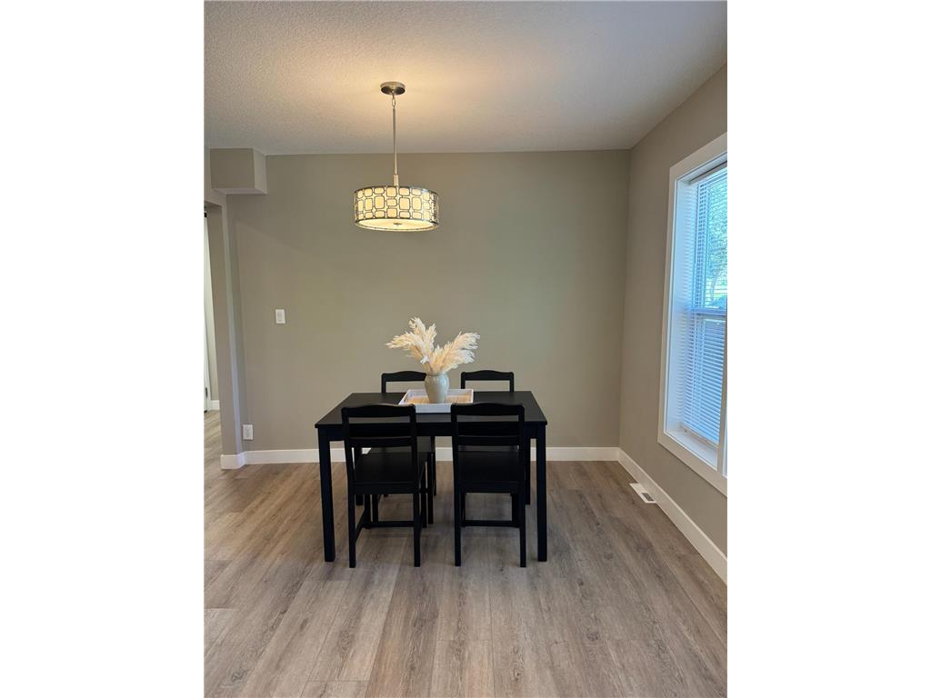 3557 Dupont Avenue N Minneapolis MN 55412 6708612 image26