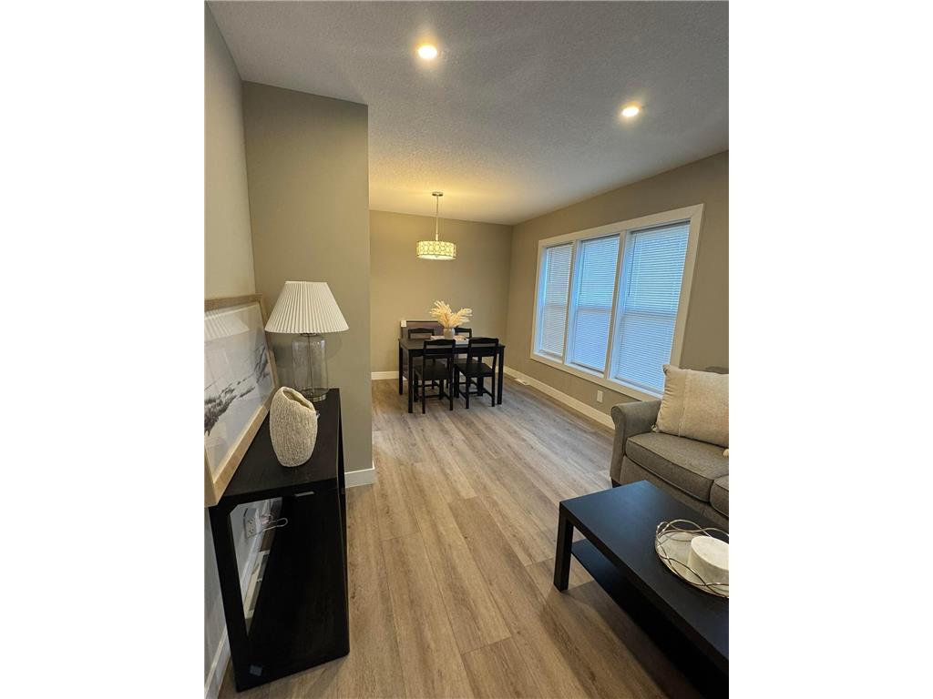 3557 Dupont Avenue N Minneapolis MN 55412 6708612 image27