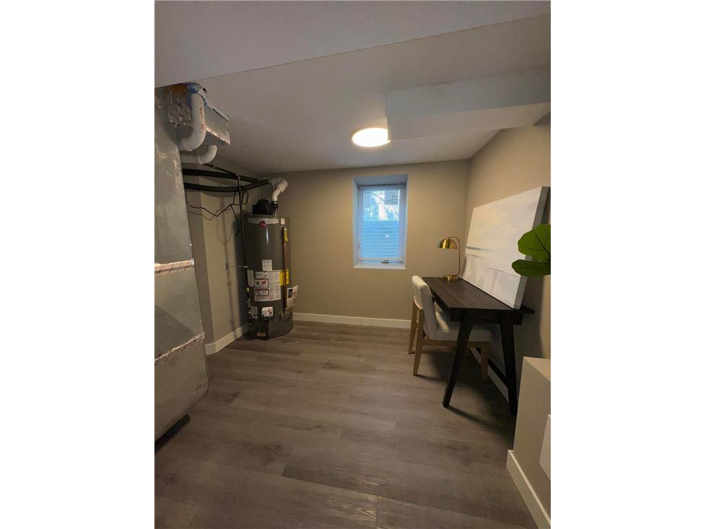 3557 Dupont Avenue N Minneapolis MN 55412 6708612 image41