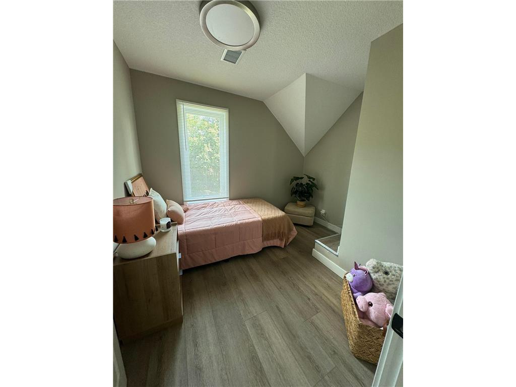 3557 Dupont Avenue N Minneapolis MN 55412 7039406 image11