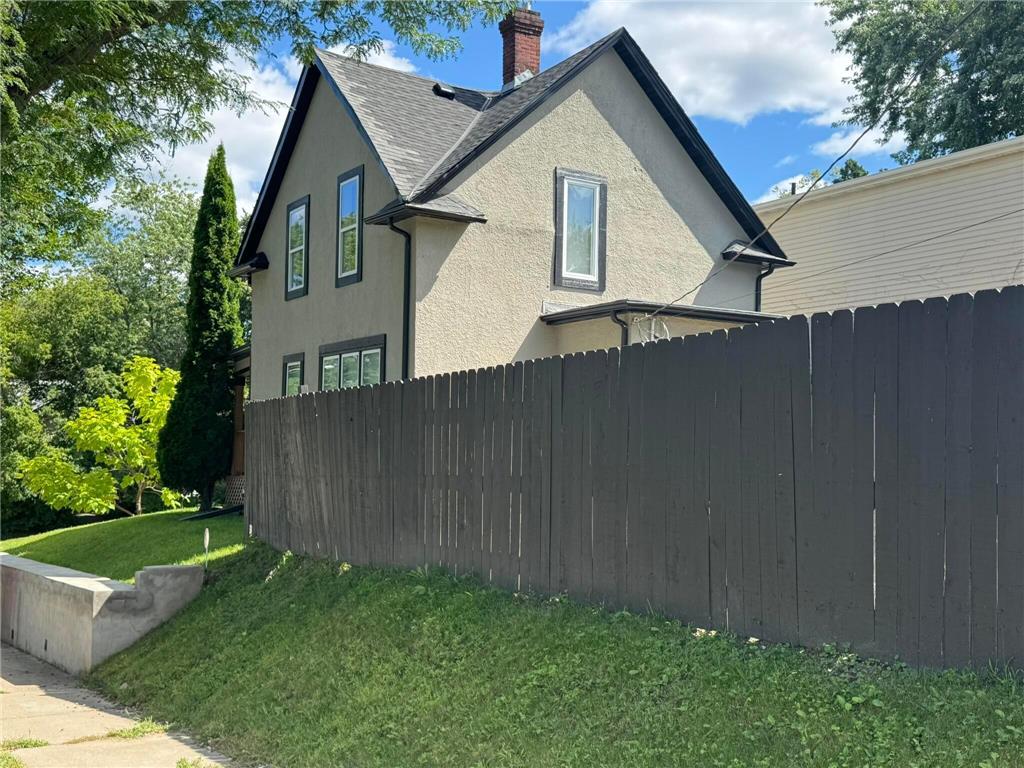 3557 Dupont Avenue N Minneapolis MN 55412 7039406 image23