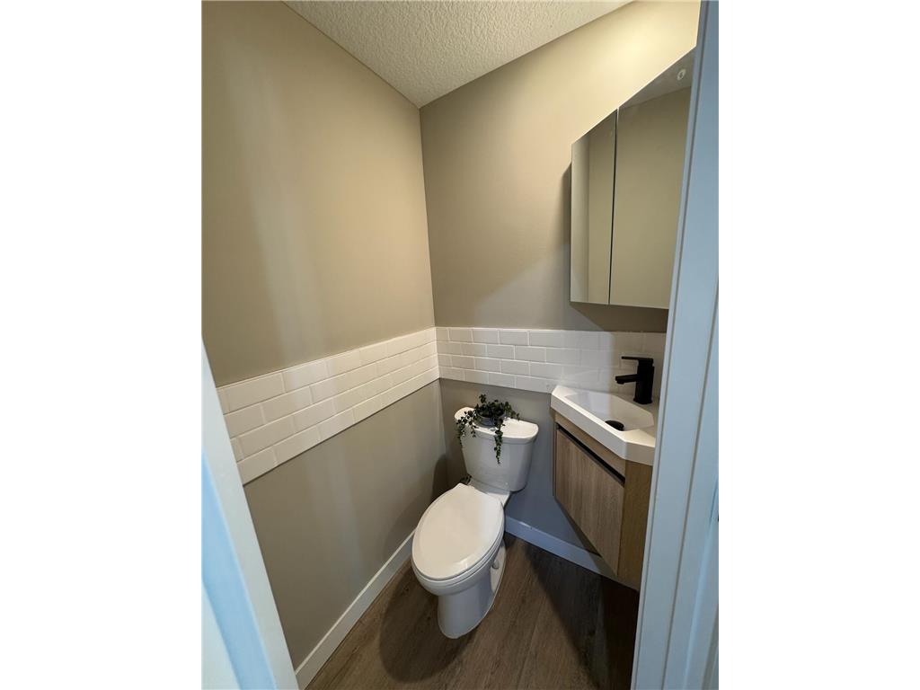 3557 Dupont Avenue N Minneapolis MN 55412 7039406 image9