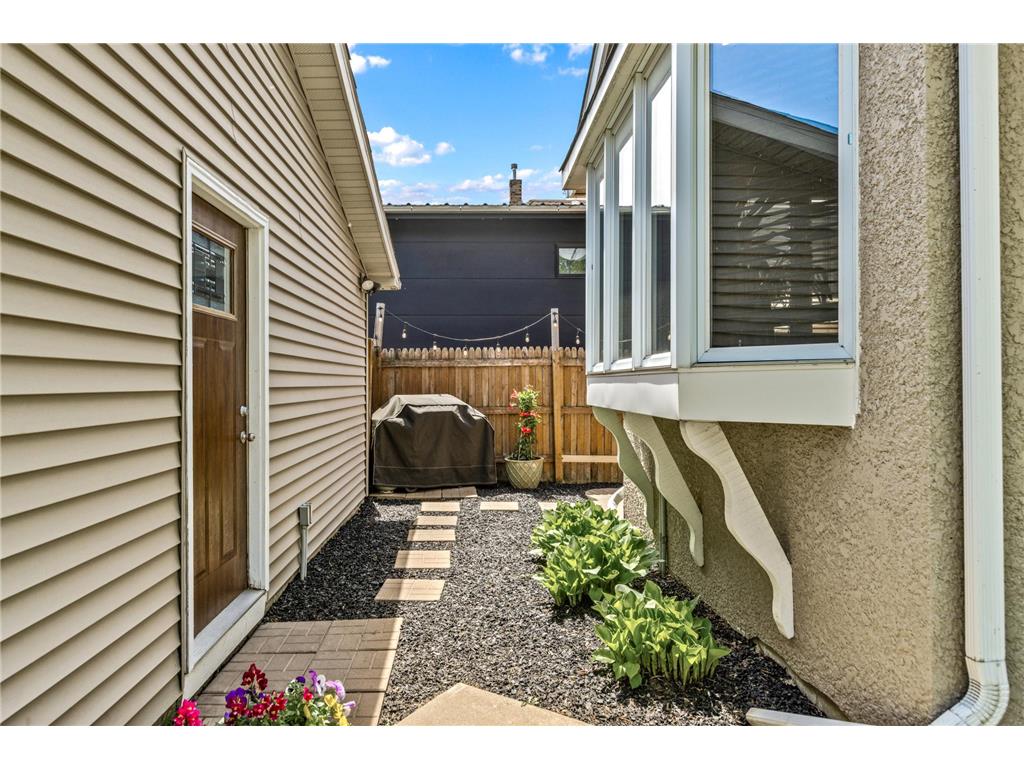3559 2nd Street NE Minneapolis MN 55418 7057413 image31