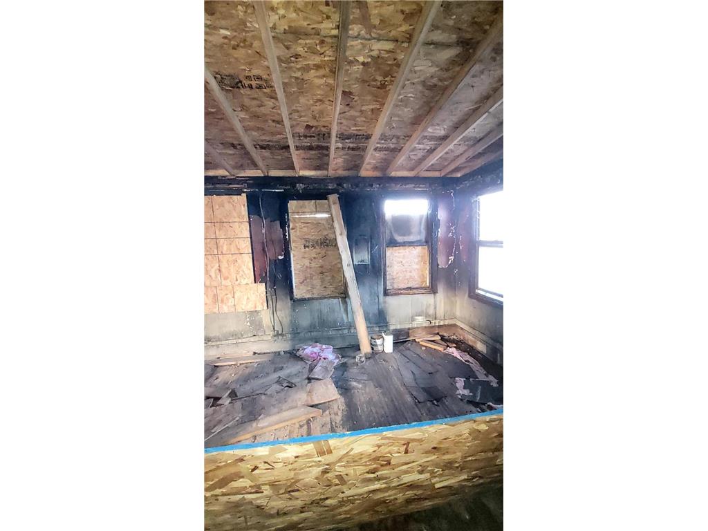 3559 Girard Avenue N Minneapolis MN 55412 6817061 image10