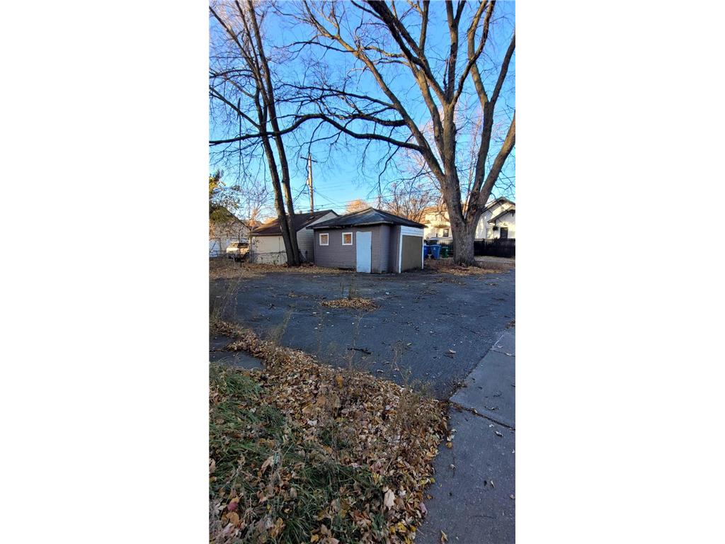 3559 Girard Avenue N Minneapolis MN 55412 6817061 image5