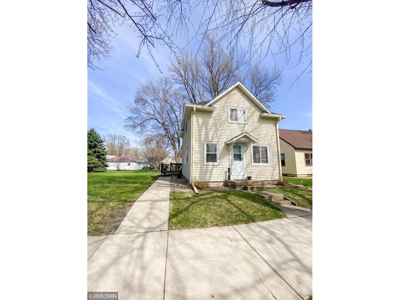 356 2nd Street, Gaylord, MN 55334 MLS 5558318 Edina Realty