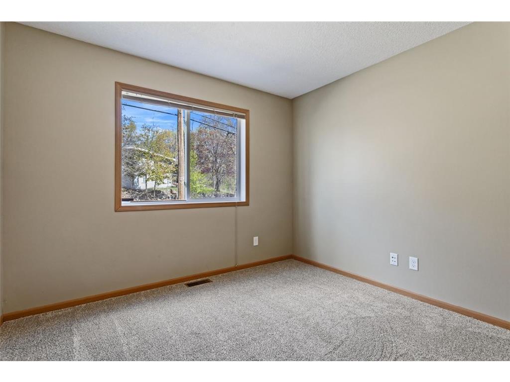 356 Arlington Avenue W Saint Paul MN 55117 7082045 image16