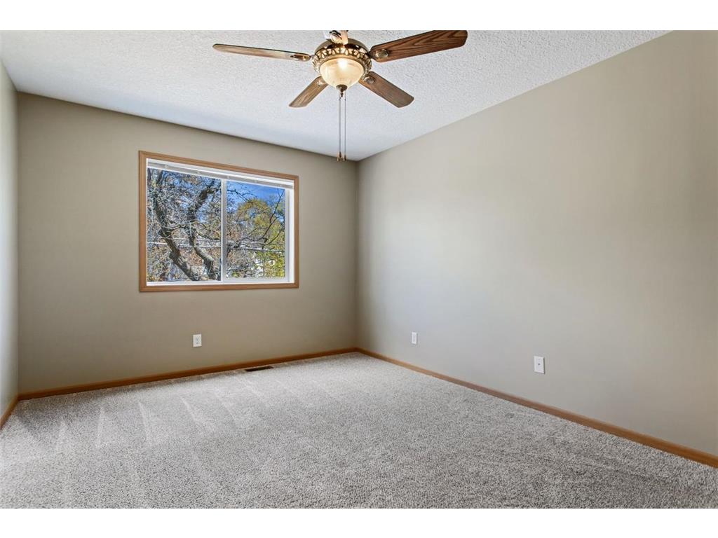 356 Arlington Avenue W Saint Paul MN 55117 7082045 image23
