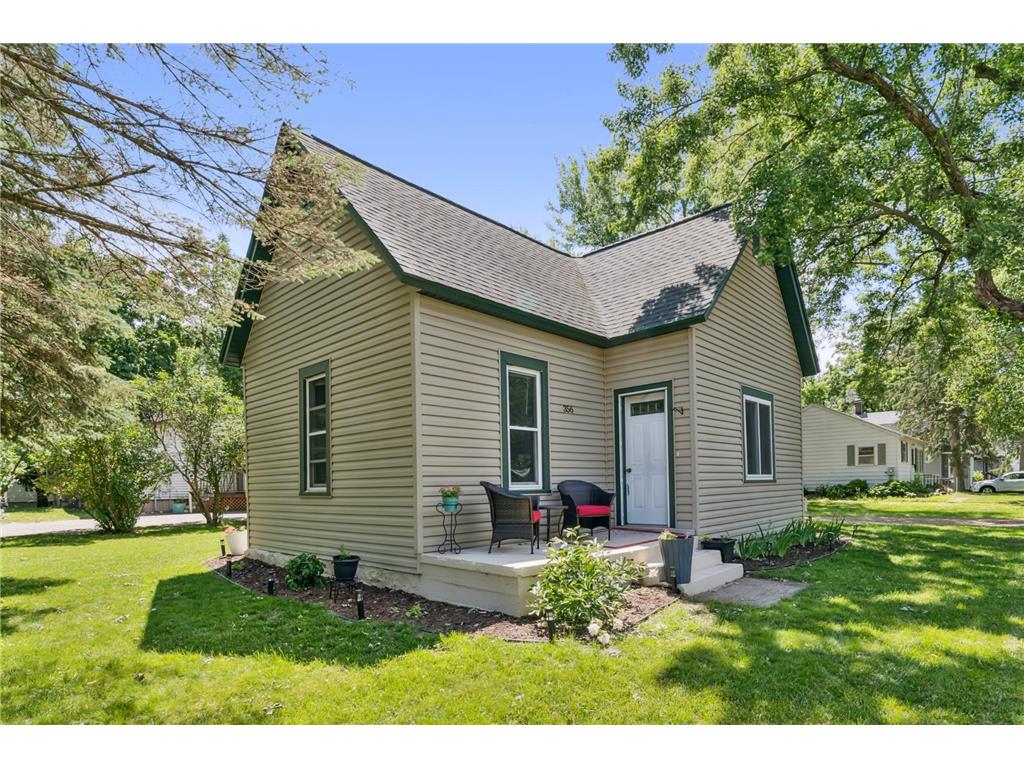 356 E 6th Street New Richmond WI 54017 6688949 image1